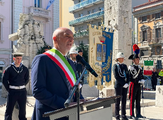 Pescara - Problemi igienico-sanitari, chiusura immediata di un liceo